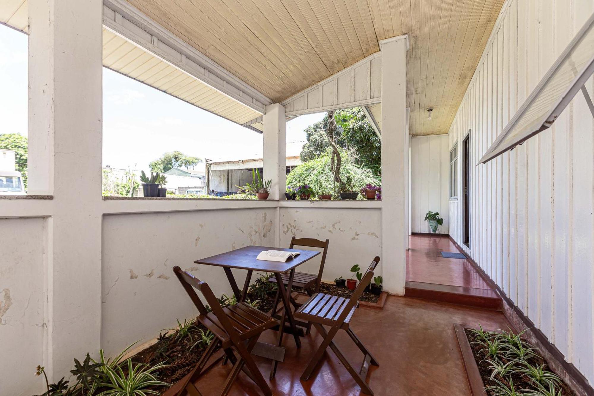 Memora Guesthouse Curitiba - Quartos Em Casa Proximo Ao Parque Bacacheri Luaran gambar