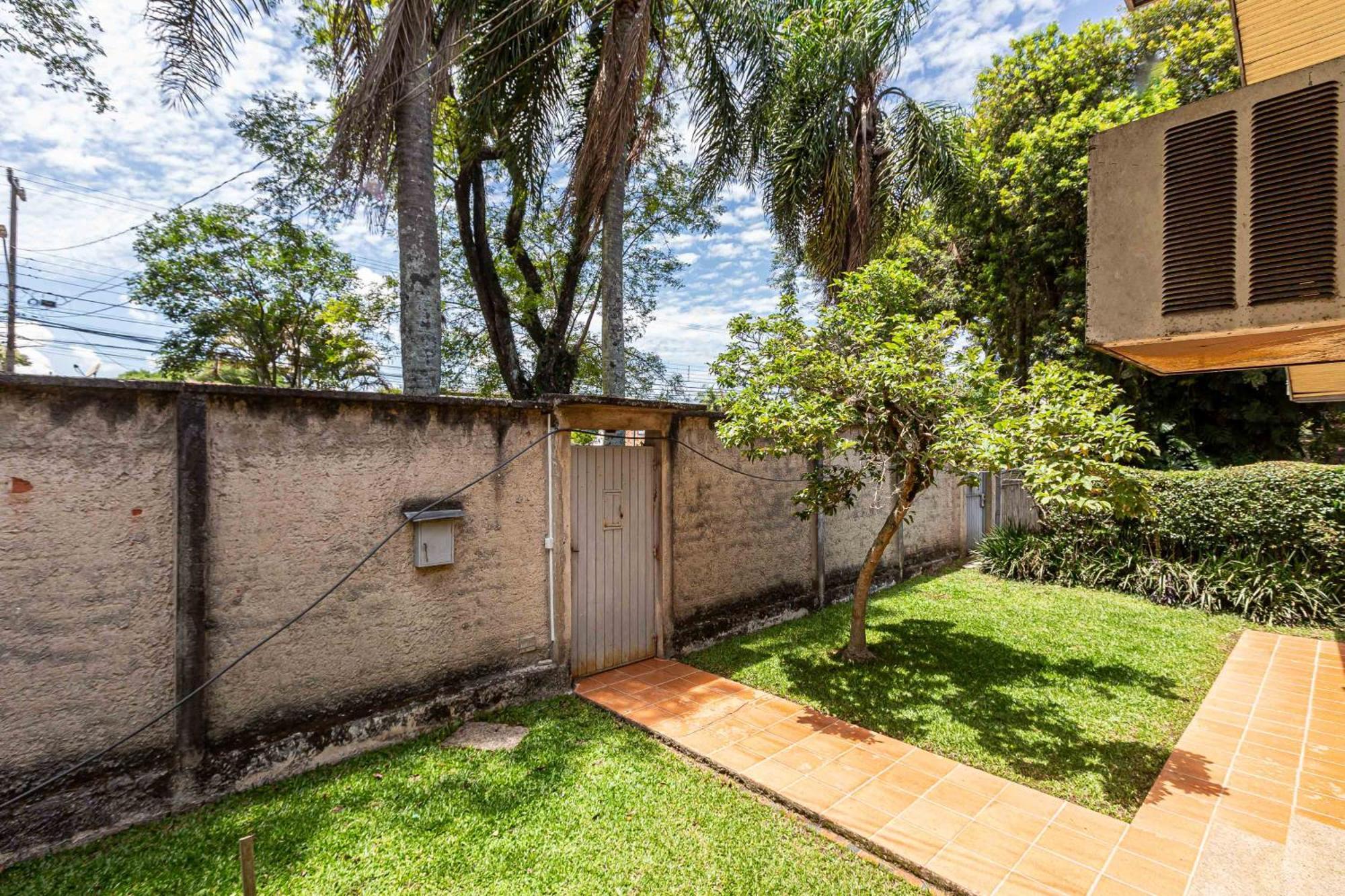 Memora Guesthouse Curitiba - Quartos Em Casa Proximo Ao Parque Bacacheri Luaran gambar