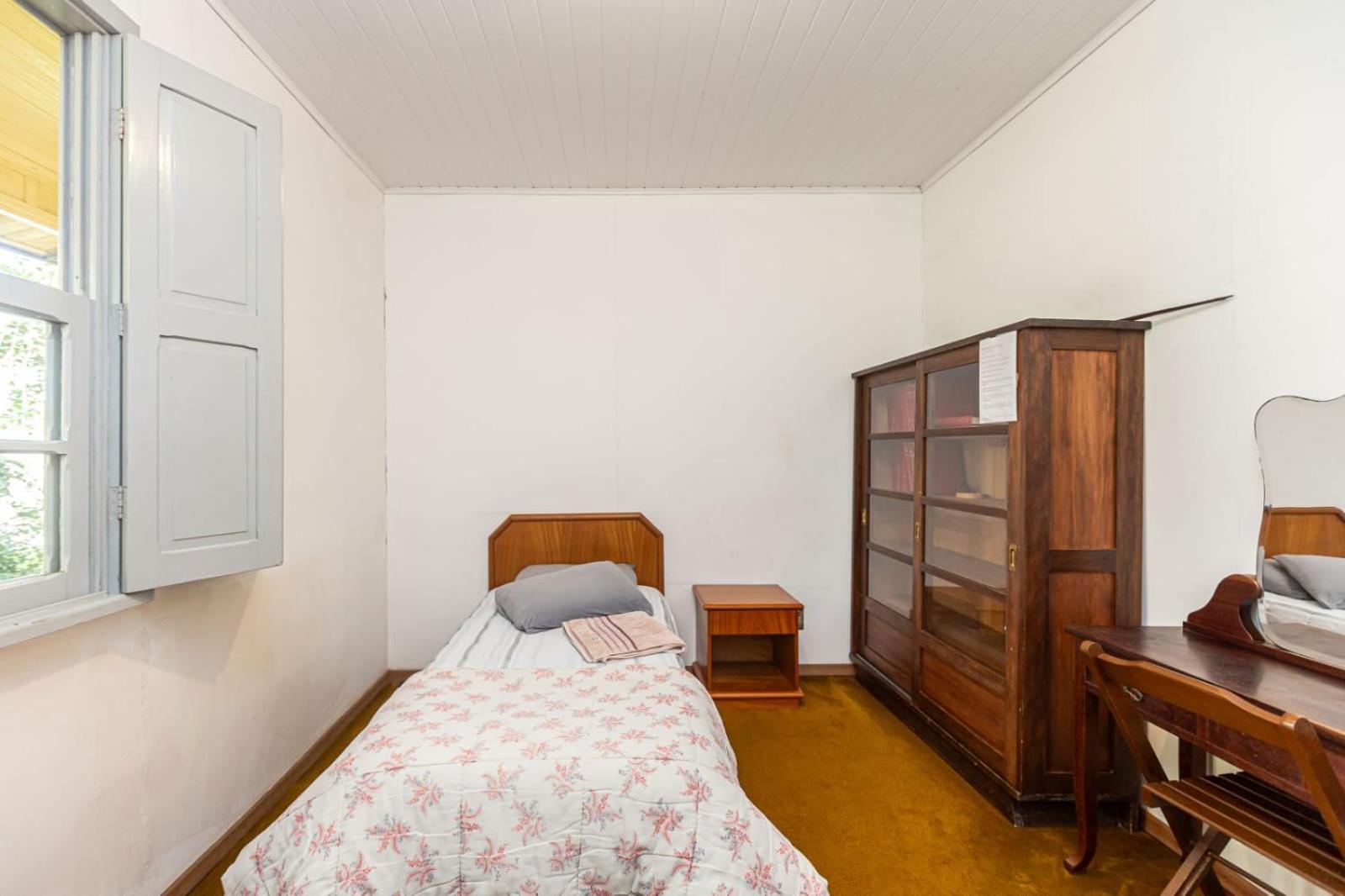 Memora Guesthouse Curitiba - Quartos Em Casa Proximo Ao Parque Bacacheri Luaran gambar