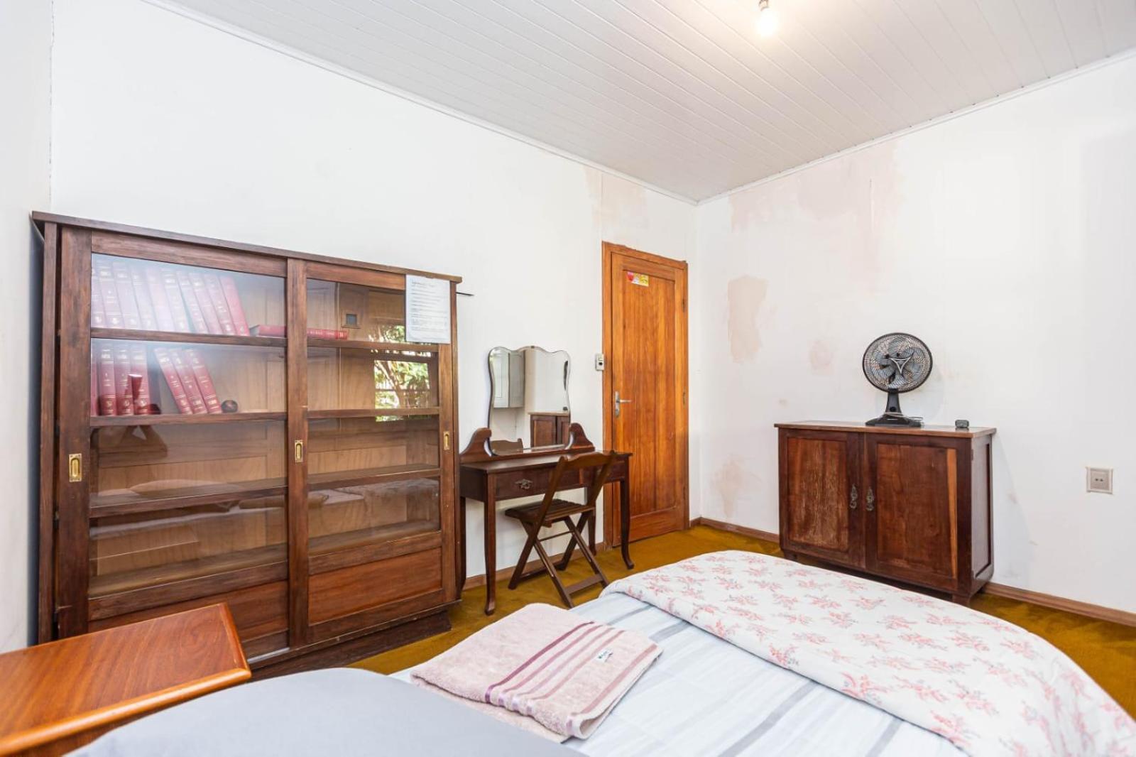 Memora Guesthouse Curitiba - Quartos Em Casa Proximo Ao Parque Bacacheri Luaran gambar